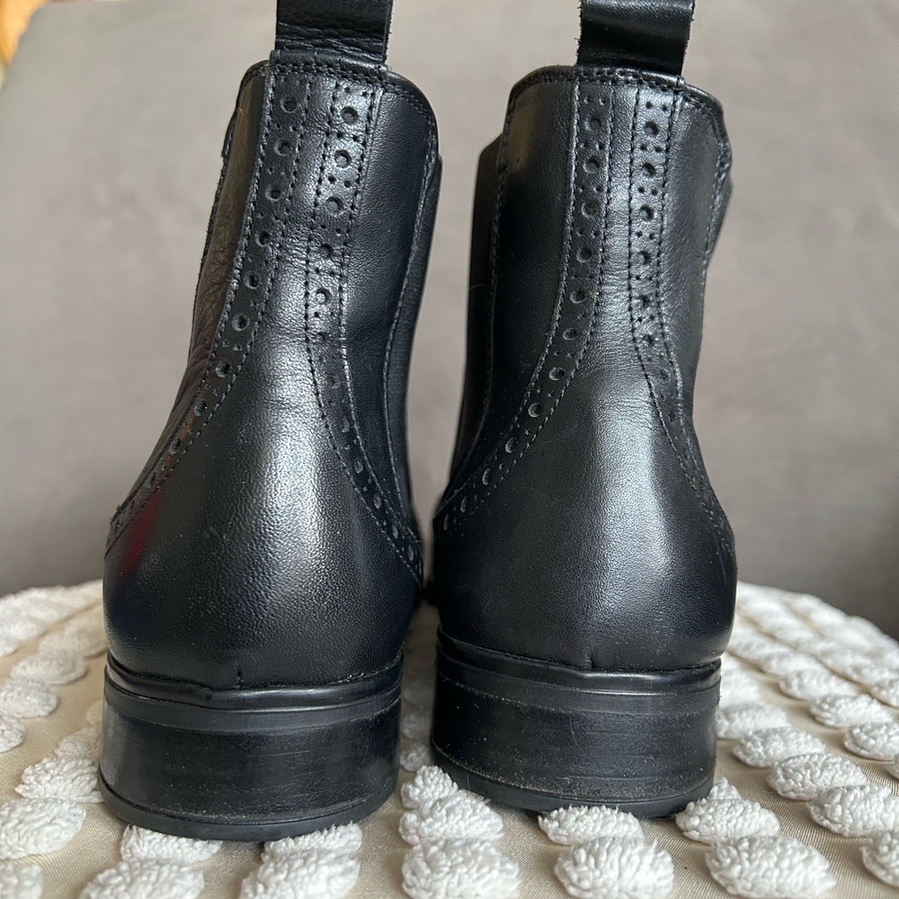 Aldo black leather wingtip chelsea boots US 8 8.5 UK 5.5 - Picture 3 of 4